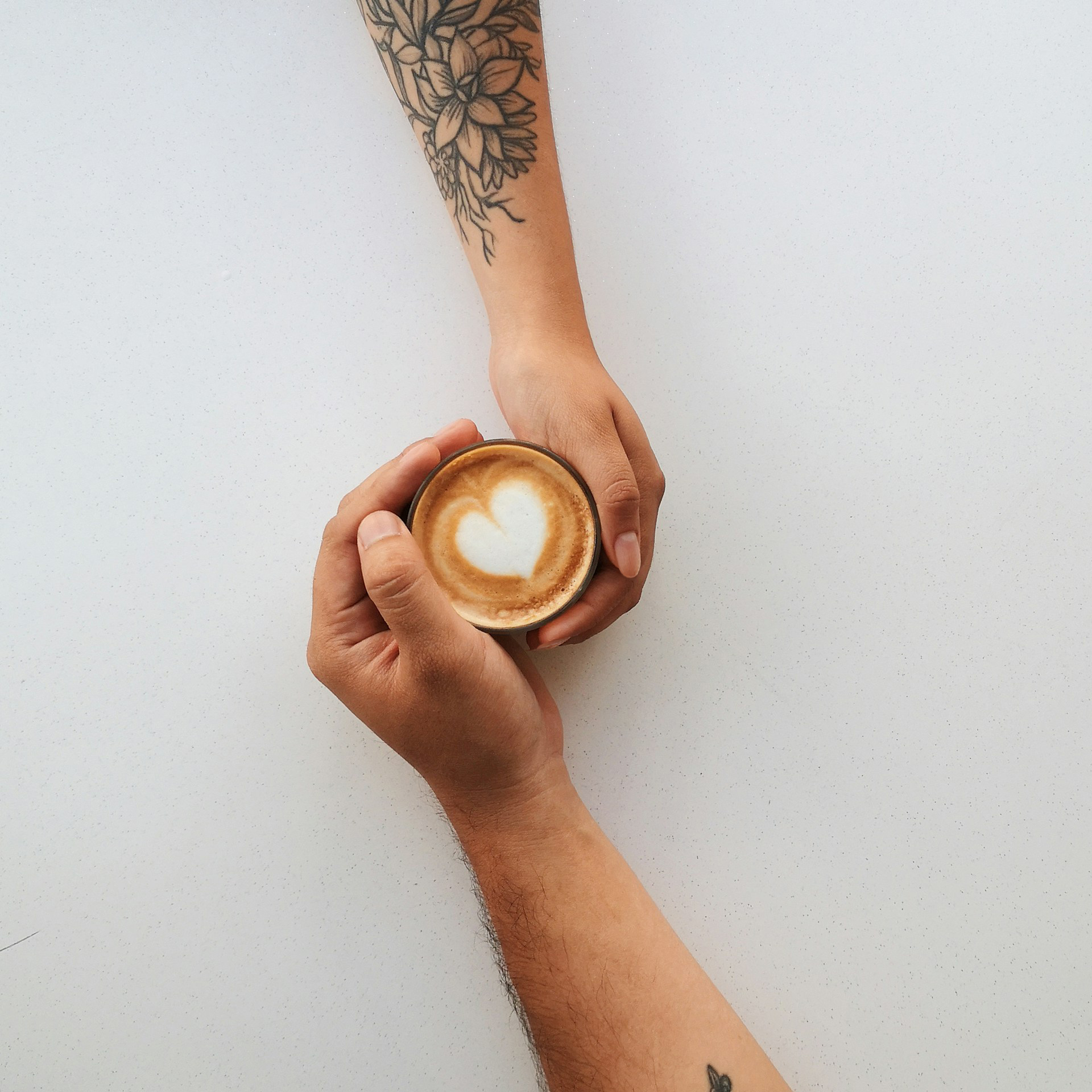 2hands-1coffee